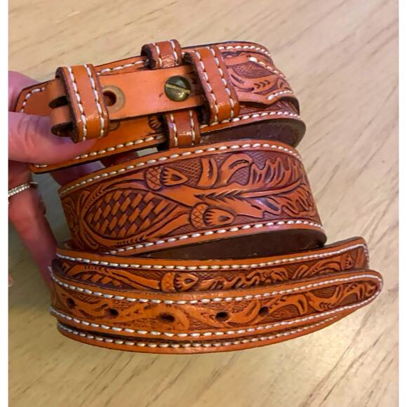 Circle Y Of Yoakum South Western Leather Belts Tooled Carved Native NEW Sz 30-32 - Picture 1 of 16